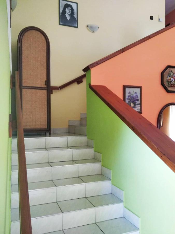 Szemi ház Apartamento Sárvár Exterior foto
